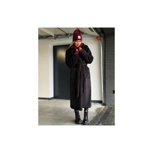 Marina Hosszú Kabát