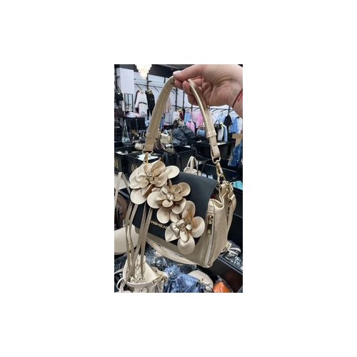 Prémium Kéz/Váll Táska 