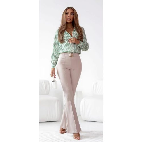 Pantaloni casual cu linie A